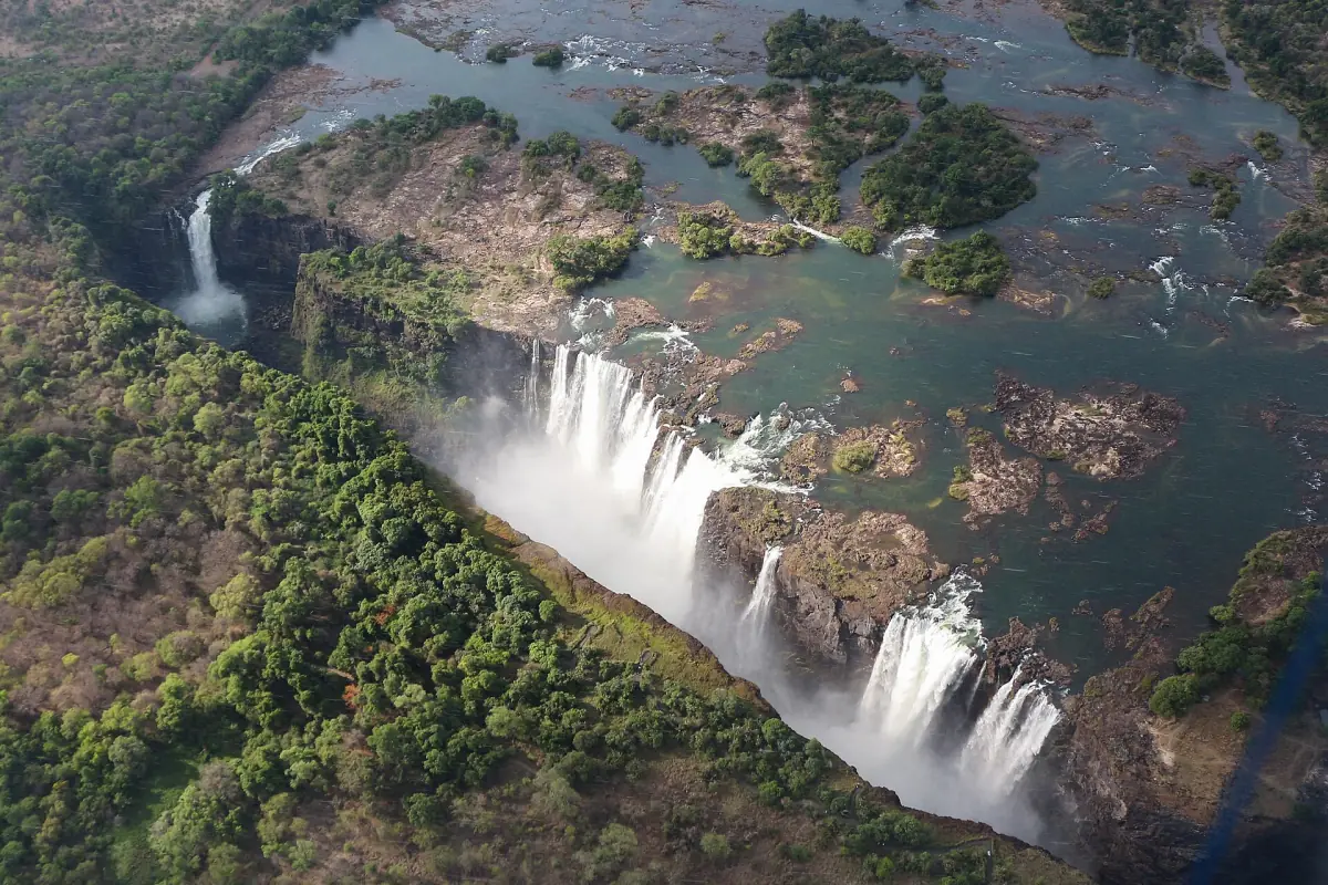 The Zambezi pouring into the gorge, seen from the air